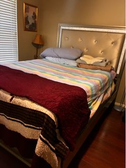 Queen Bed