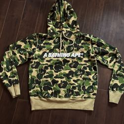 “ A Bathing Ape “  Hoodie 