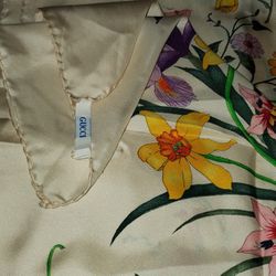 GUCCI FLORAL SCARF