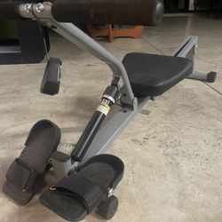 Rowing Machine - Fitness 