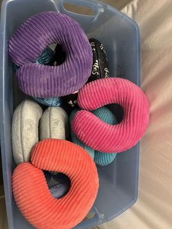 11 Travel Neck Pillows – Bulk Lot for Resale, Travel Groups, or Events ✈️🧳