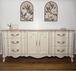 Lovely French Provincial Triple Dresser | Beige, Light wood & Brass