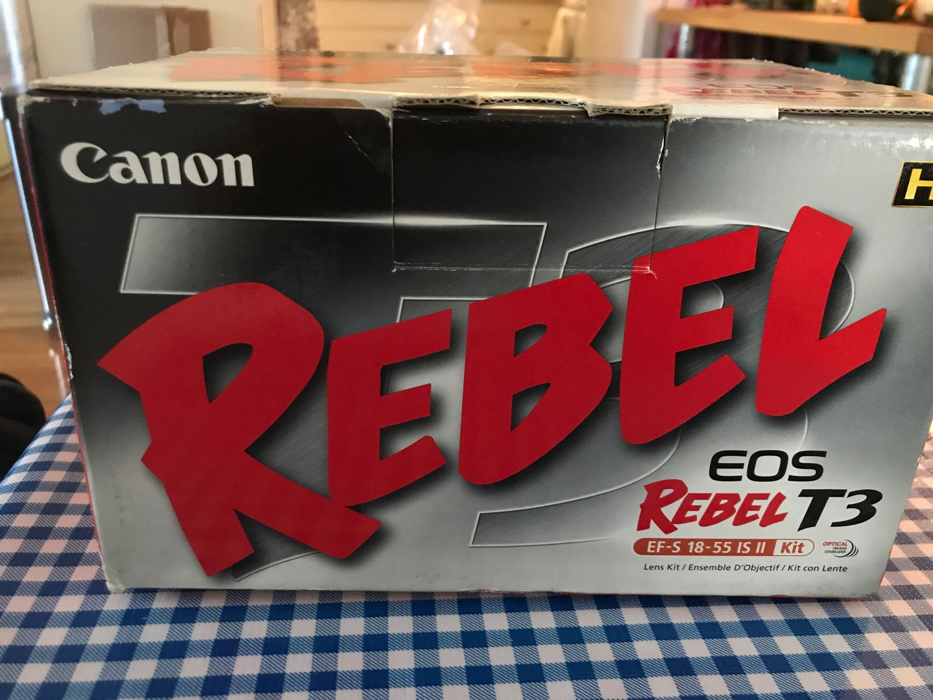 Canon Rebel t3 DSLR Camera