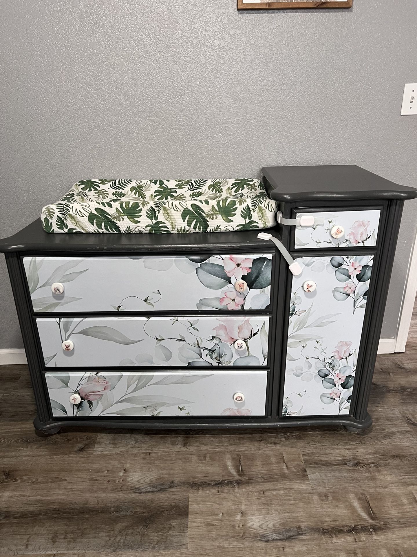 Changing Table
