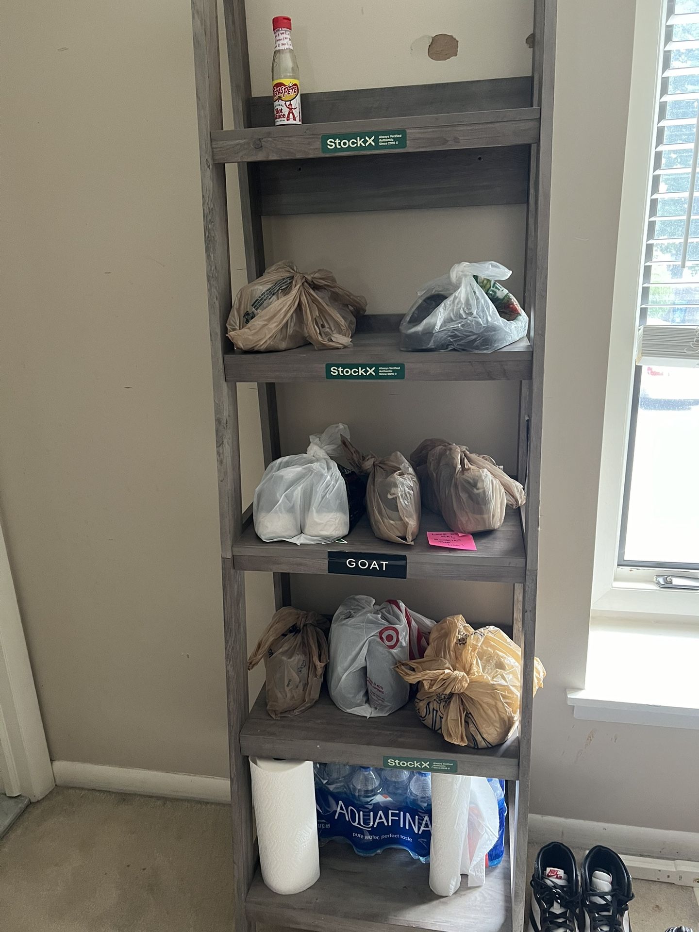 Wooden Shelve
