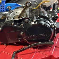 Honda ATC 250R Bottom End Motor 1984