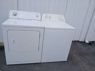 Washer And Dryer Set Both Are In Good Working Condition ( Se Habla Español