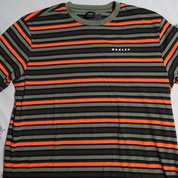 Oakley T shirt