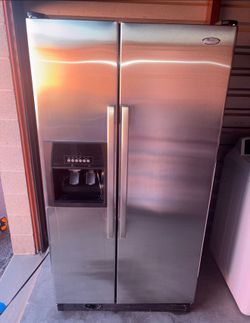 Whirlpool Stainless Steel Refrigerator And Freezer