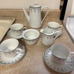  Dinnerware Tea Set Porcelain Fine China 4 Serving 