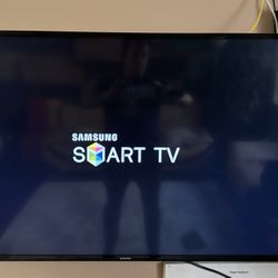 SAMSUNG smart TV   UN48J5200AFXZA