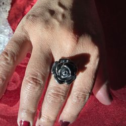 Stainless Steel Rose Pendant /ring 9/10