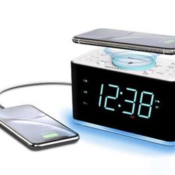 Emerson SmartSet 15W Wireless Ultra Fast Charging, Dual Alarm Clock Radio