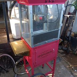 Popcorn machine