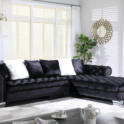 SECTIONAL NEW IN BOX 