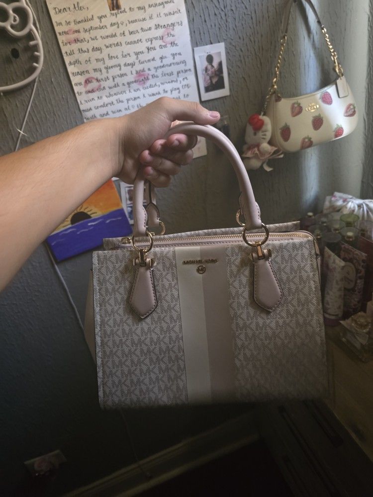 Michael Kors Crossbody Bag