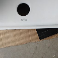 Bathtub Cohler White Right Side