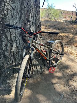full modded dirt jumper