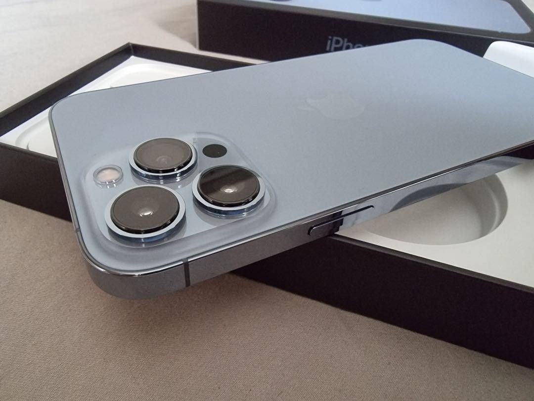 iPhone 13 pro unlocked