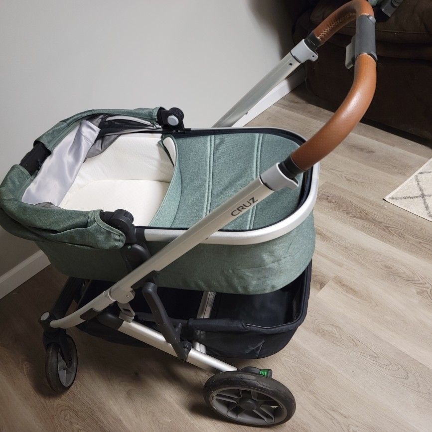 UPPAbaby CRUZ V2 Stroller - Gwen