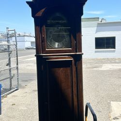 Grandfather Clock 