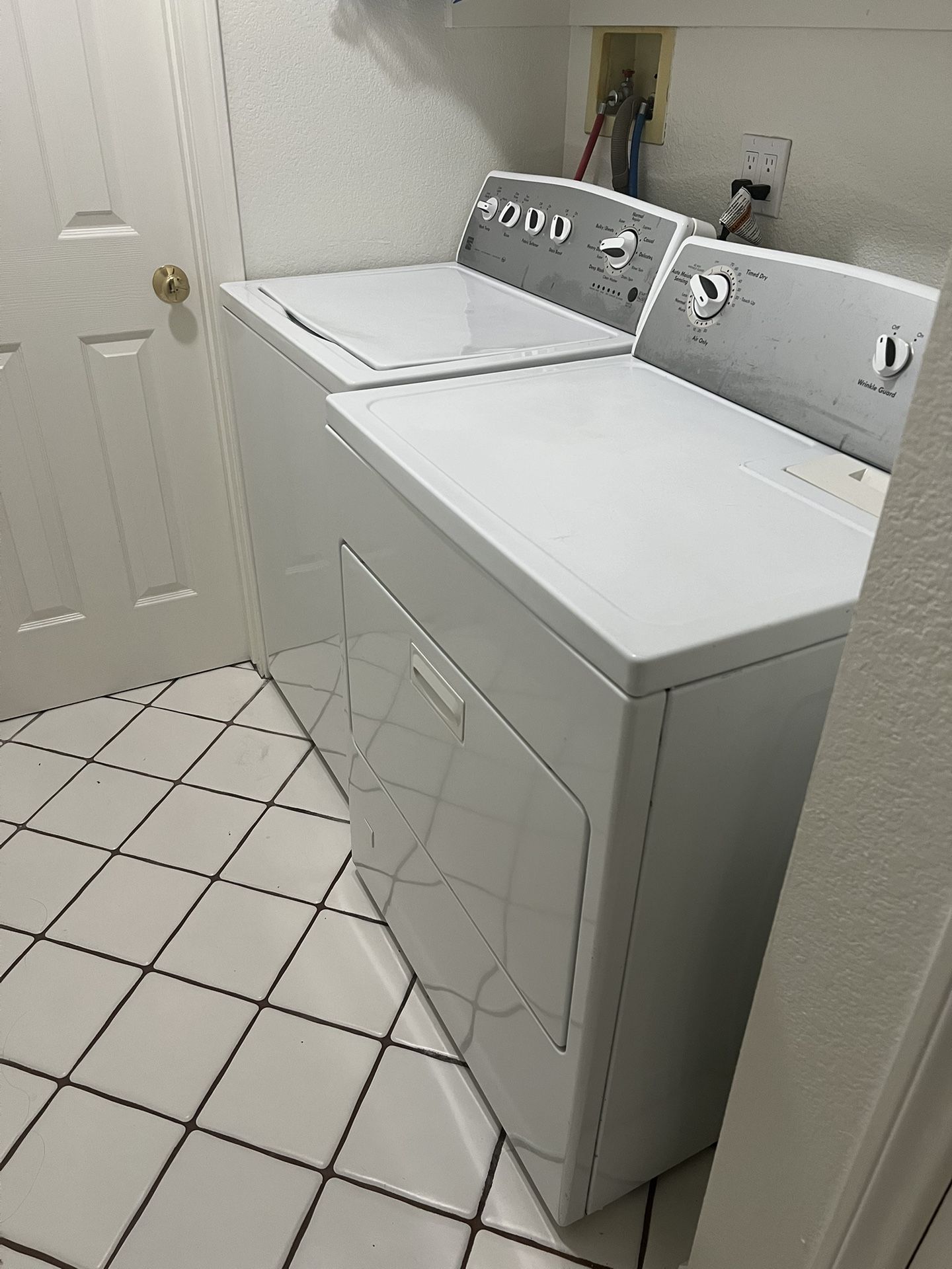 Kenmore Series 500 Washer and Dryer