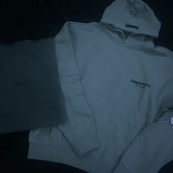 Essential Hoodie 