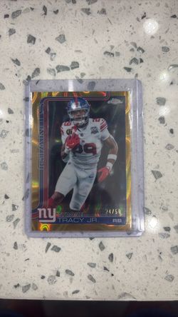 Tyrone Tracy Jr. Topps Chrome Gold Refractor 24/50