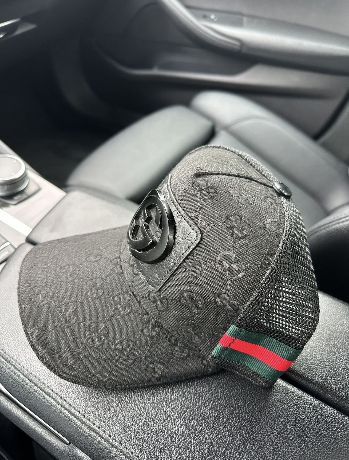 Black GG Print Gucci Snapback Hat