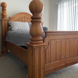 Hand Carved BEDSET Night Stand Dresser 