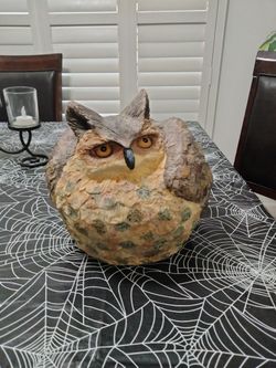 Owl Statue 