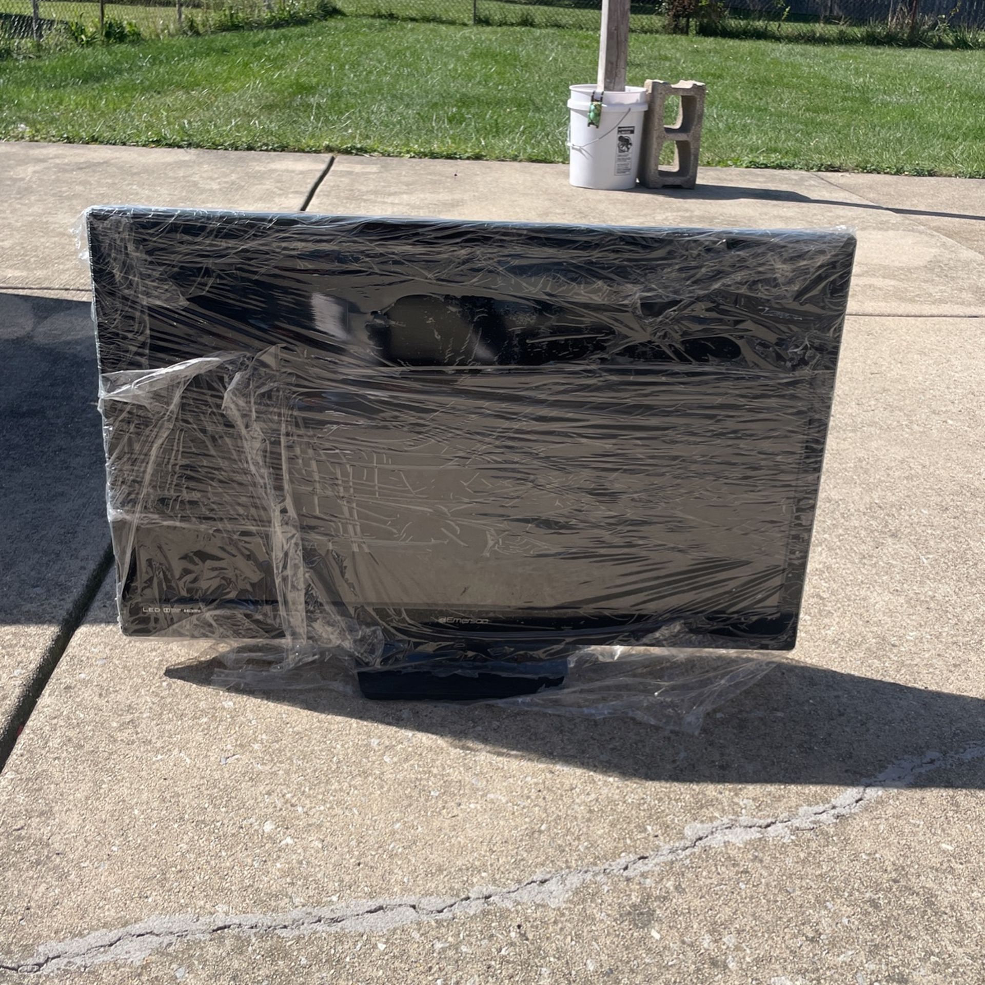 LED HDTV