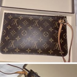 Louis  Vuitton 