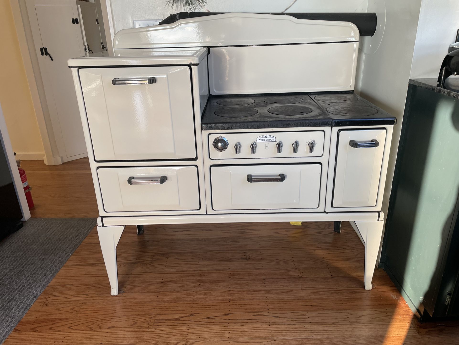 1930's Wedgewood Stove And Oven