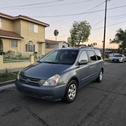 2009 KIA Sedona
