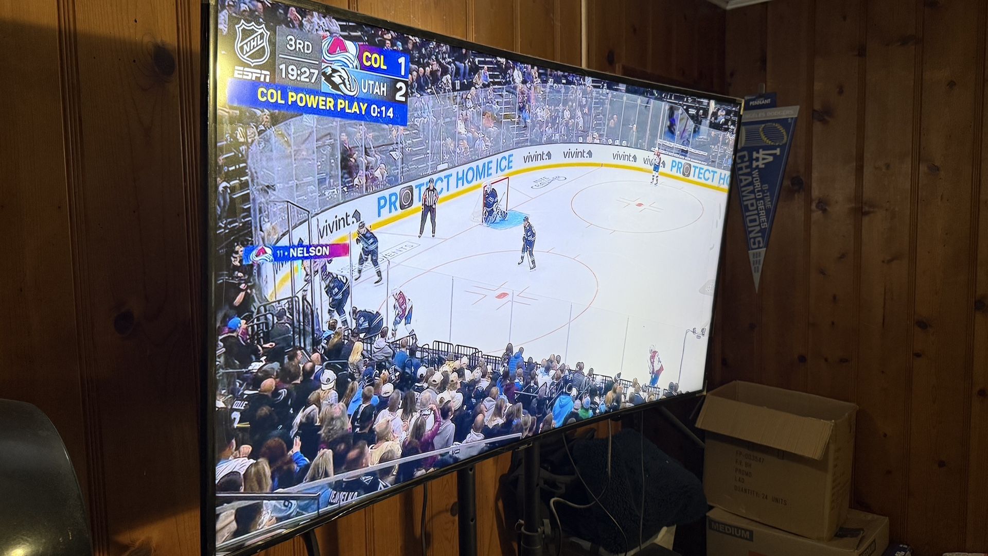 SAMSUNG 55” Curved 4K UHD Smart TV (TU-8300 Series) – Used, Excellent Condition