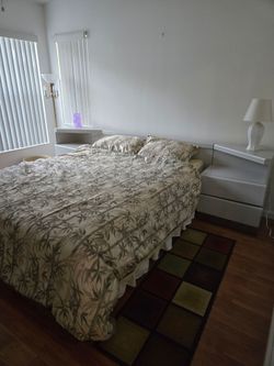 Queen bedroom set