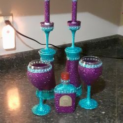 Purple & Turquoise Glitter wine Glasses