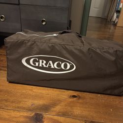 Graco Pack and Play Like New 