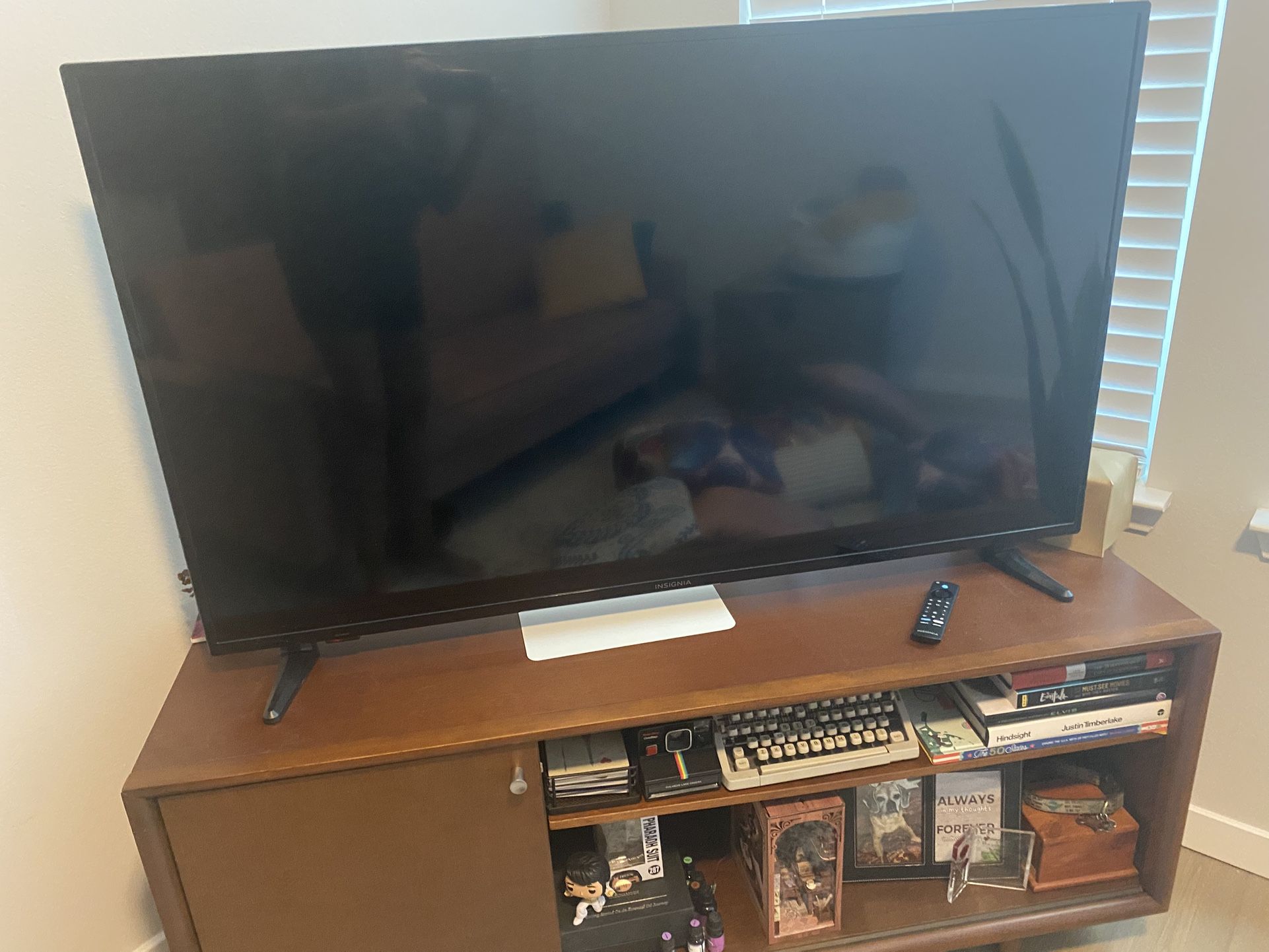 55” Flat Screen Tv