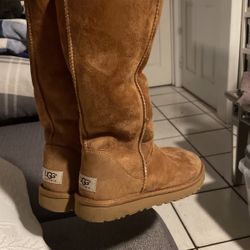 UGG classic Tall 2 Boots