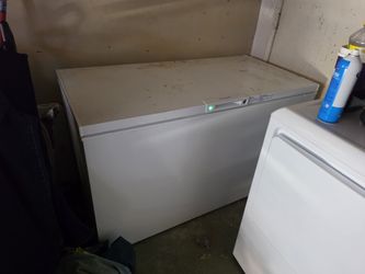 Deep freezer