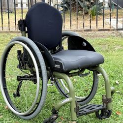 WHEELCHAIR 