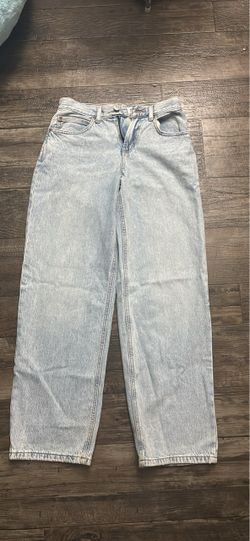 Light Wash Wide Leg Jeans
