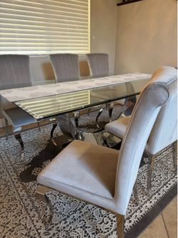 Dining table set