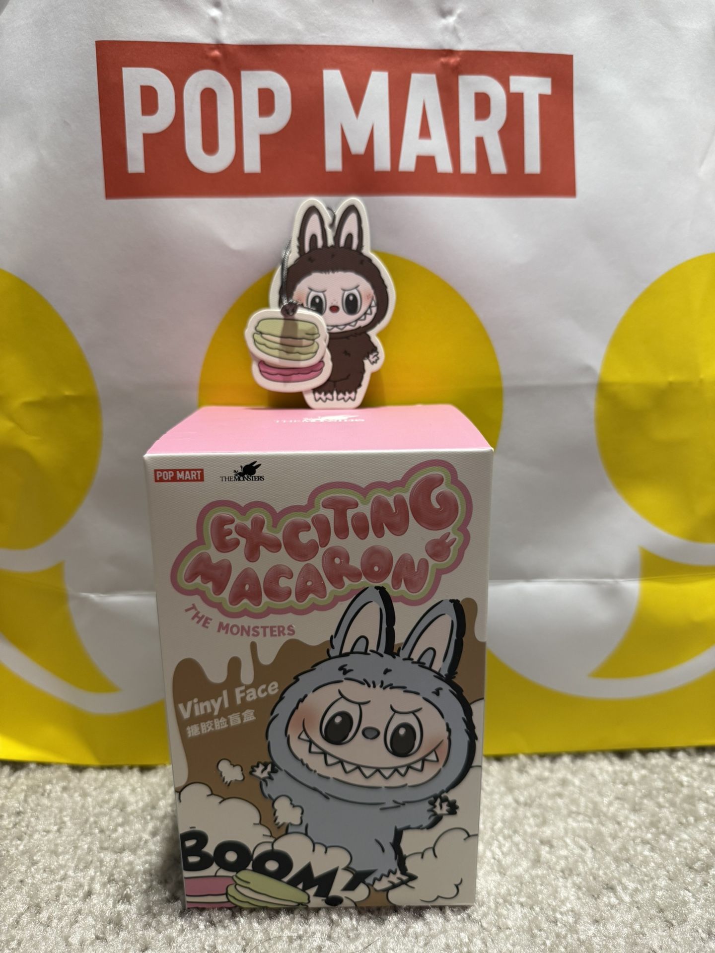 Exciting Macaron Labubu SECRET