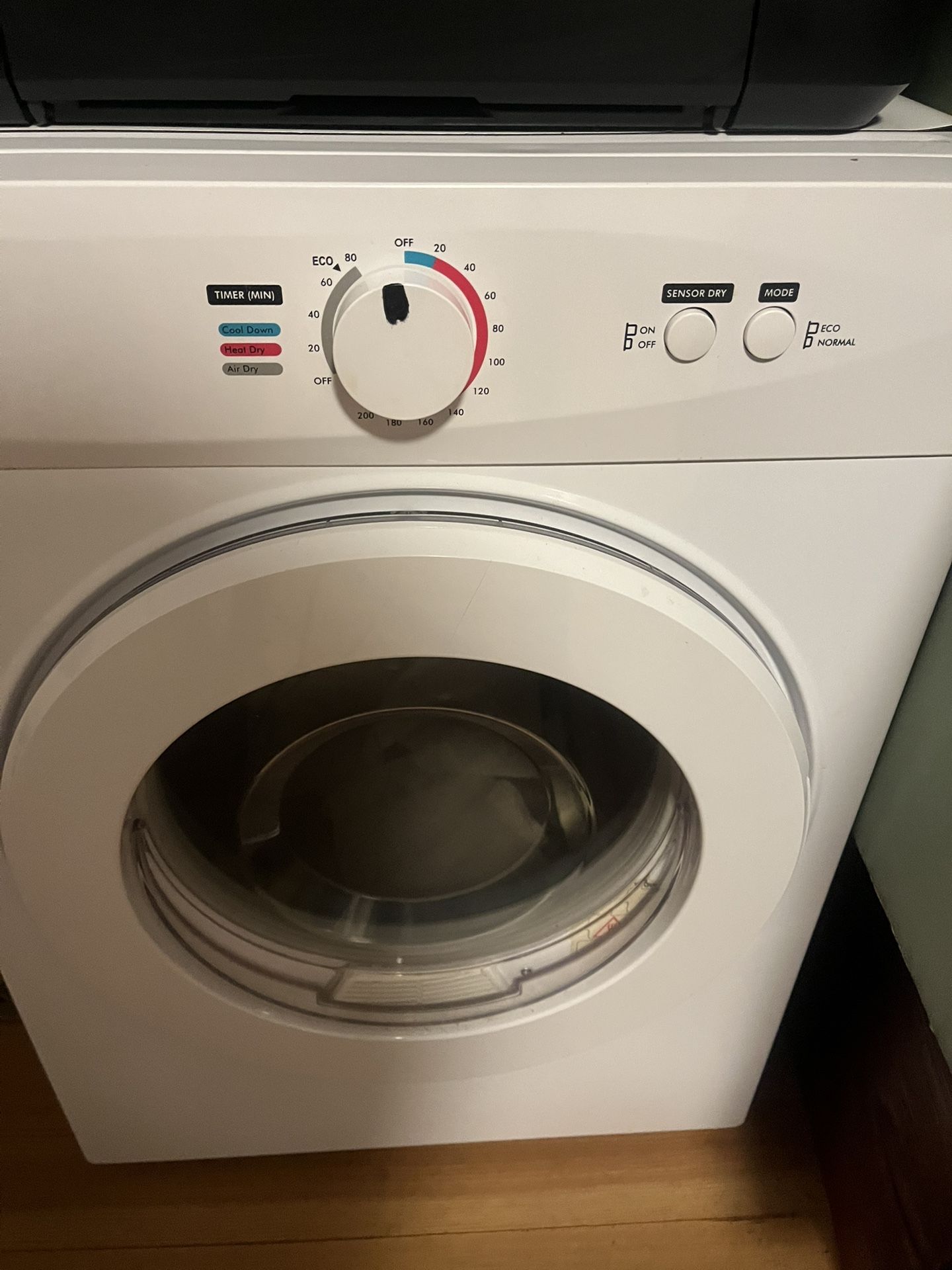 Small apartment dryer