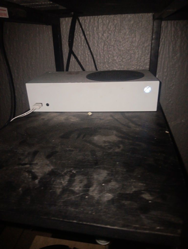Xbox And Monitor