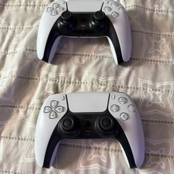 Playstation 5 Controllers