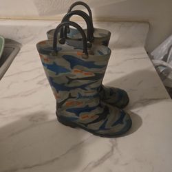 Shark Rainboots Toddler Size 7/8